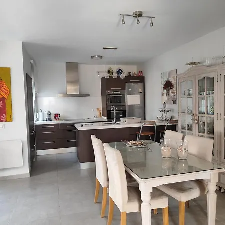Casa Preciosa En La Atalaya De Conil * Кониль-де-ла-Фронтера