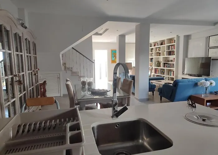 Casa Preciosa En La Atalaya De Conil *